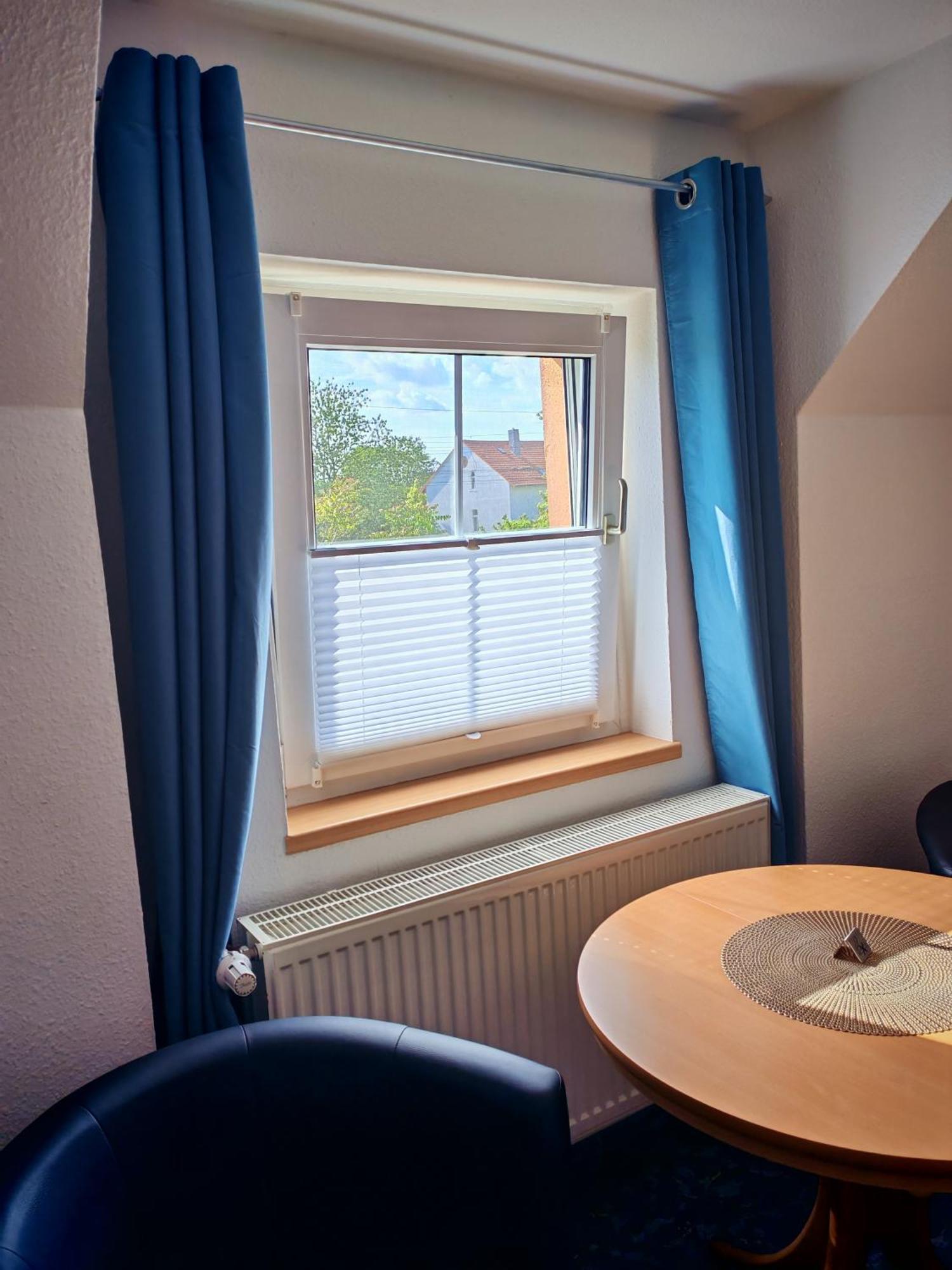 Domstadt Apartments Merseburg Kamer foto